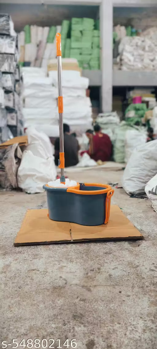 Spin Mop Set with Bucket – Easy &amp; Efficient Floor Cleaning!